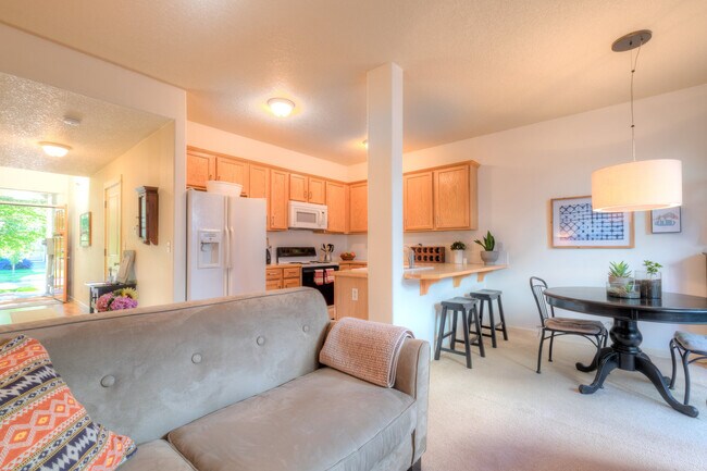 Foto del edificio - Hillsboro Home Minutes to Maxx, Pacific Un...