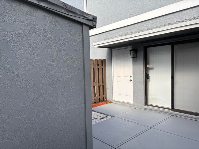 Building Photo - 9 Crossings Cir