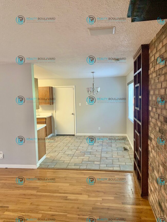 Building Photo - Charming 3-Bedroom Home Near McCarran – Gr...