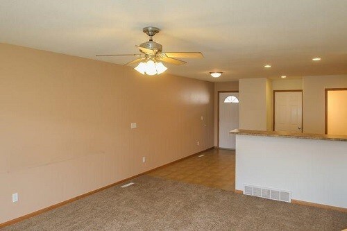 Building Photo - 206 Alydar Dr