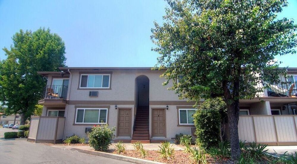 Primary Photo - 1595 Brookvale Dr
