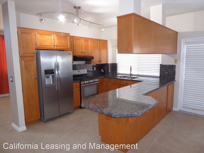 Building Photo - 3 br, 2.5 bath House - 22814 Fir Court