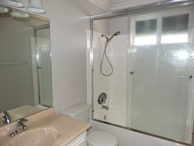 Building Photo - 4020 Mississippi St