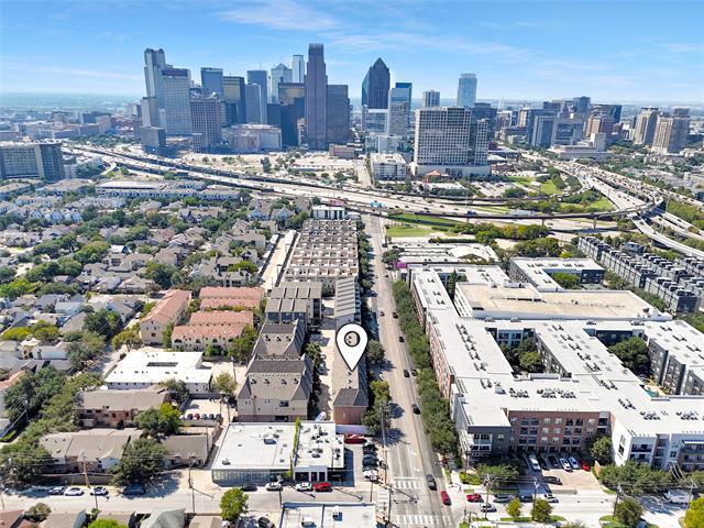 Building Photo - 3200 Ross Ave