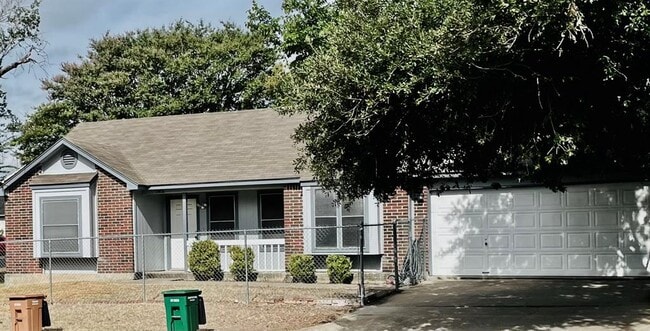 Foto del edificio - 2406 Patsy Pkwy