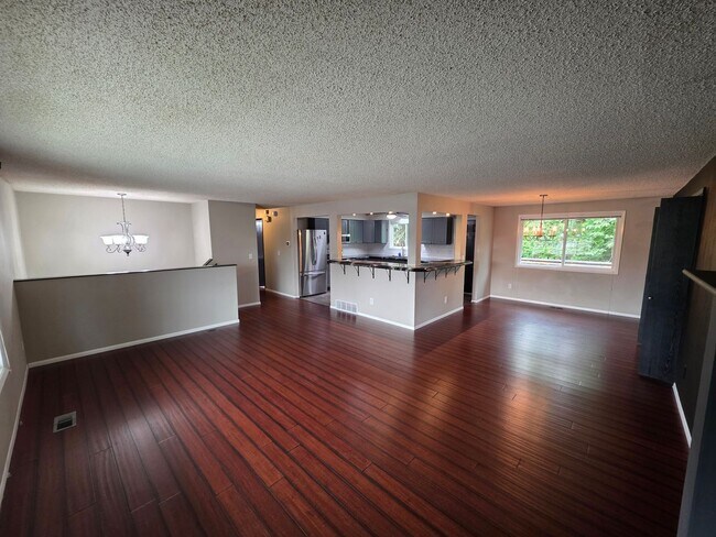 Foto del edificio - 6912 N 5 Mile Rd