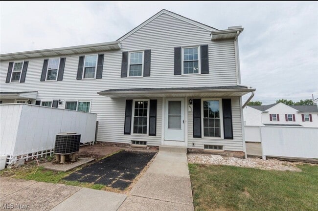 Building Photo - 6553 Engle Rd
