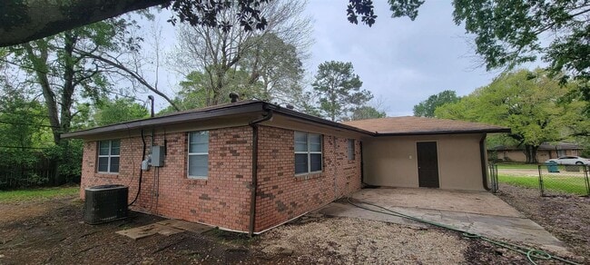 Building Photo - Greenridge