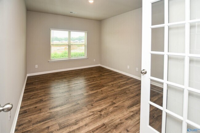 Foto del edificio - 102 Duskwood Dr