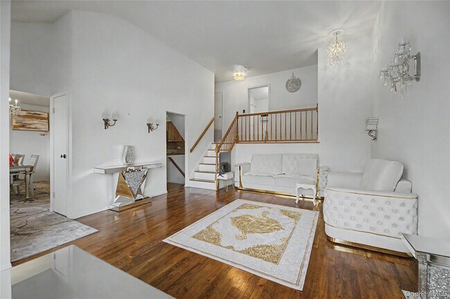 Foto del edificio - 6 Westwind Rd