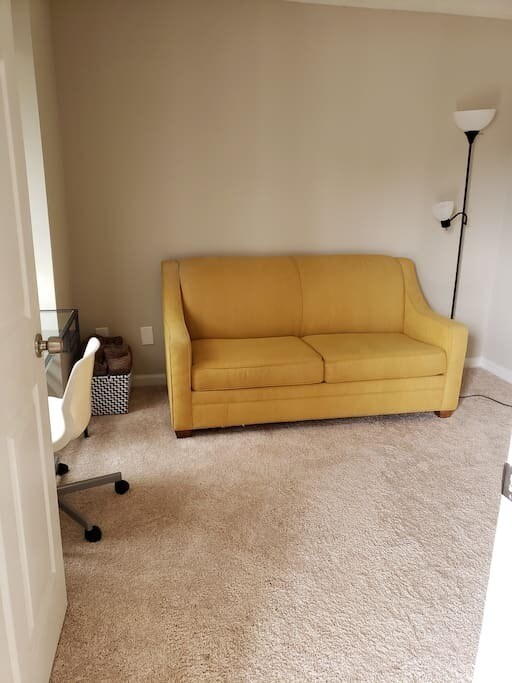 Foto del edificio - Blissful Space Available now