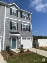 Building Photo - 2231 Fathom Wy