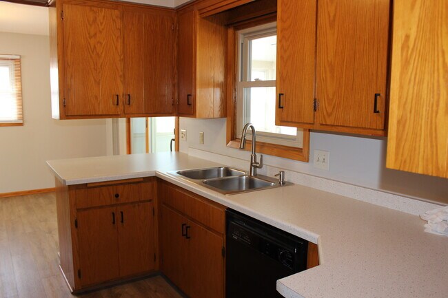 Kitchen View 1 - 3107 Knoll Ln NW