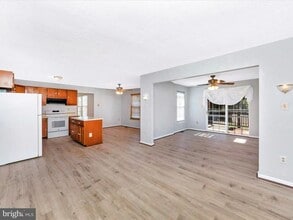 Building Photo - 408 Willow Hill Pl