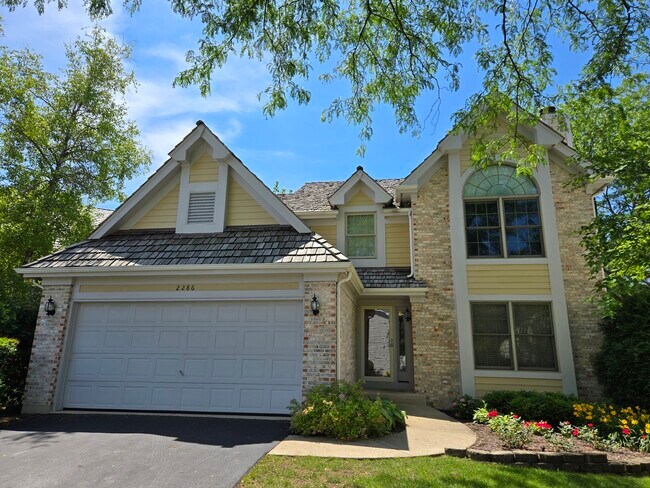Foto del edificio - 2286 Brookside Ln