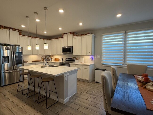 Building Photo - 1616 Sambar Lp