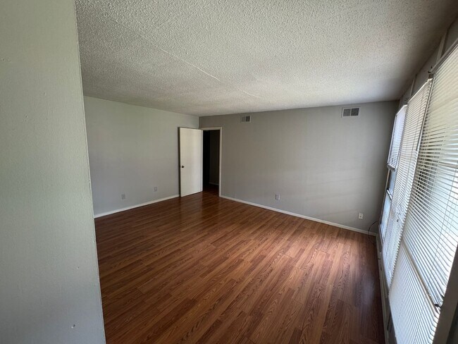 Photo - 151 N Belvedere Blvd Apartment