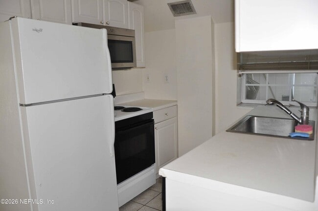 Foto del edificio - 127 7th St N