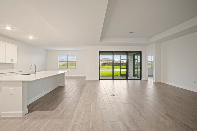 Building Photo - Spacious home 3beds+Den 3 baths located in...