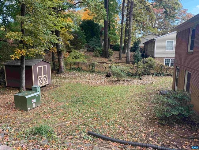 Foto del edificio - 705 Highland Ave