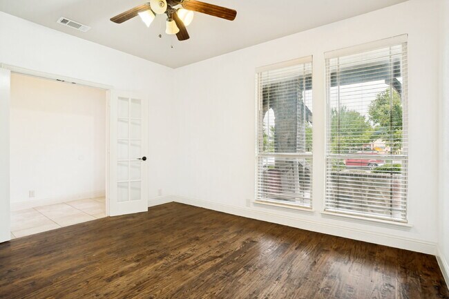Foto del edificio - Spacious & Charming Home in Desirable Savannah Community