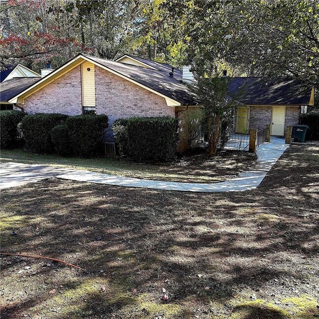 Foto del edificio - 1233 Shannon Way SW