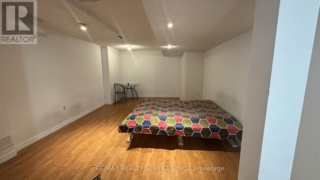 Building Photo - 244 Van Kirk Dr