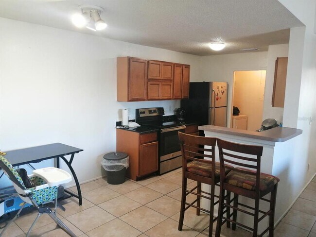 Building Photo - 2131 Cascades Blvd