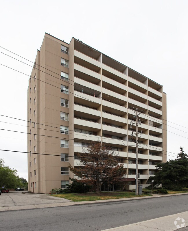 Apartments for rent near Eglinton West Station Northbound Platform