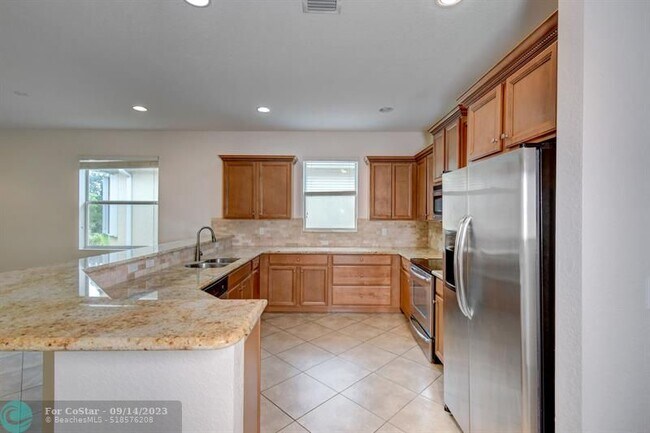 Building Photo - 4198 NW Burr Oak Ct