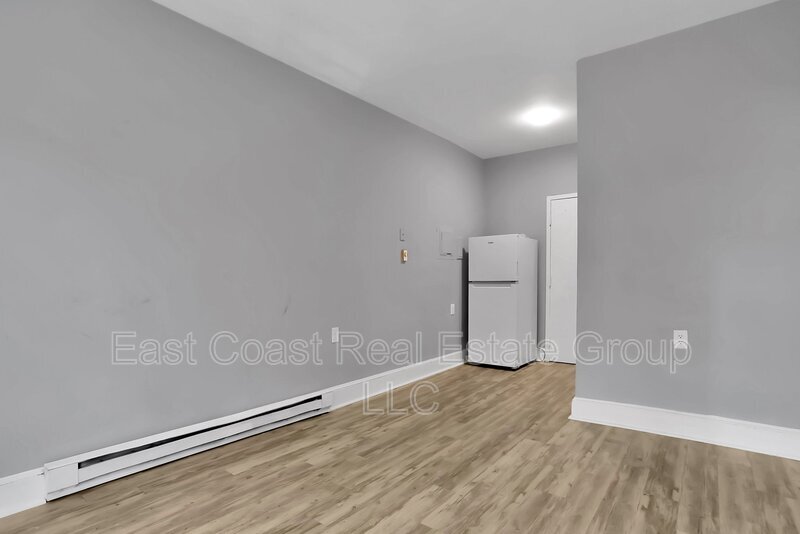 555757 S Potomac St Unit 201, Hagerstown, MD 21740 Condo for Rent