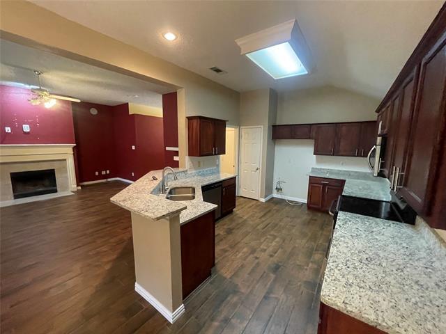 Foto del edificio - 3004 Norwich Ln