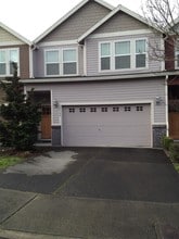 Building Photo - 58992 Greenbrier Loop
