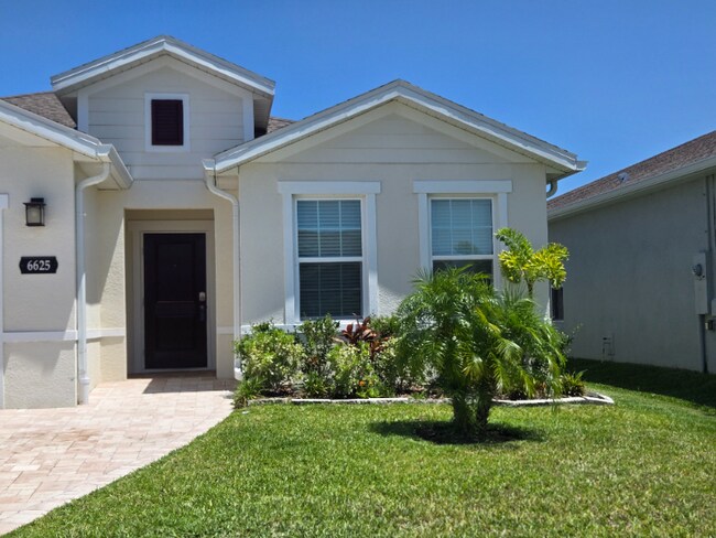 Foto del edificio - 6625 Pebblebrooke Wy