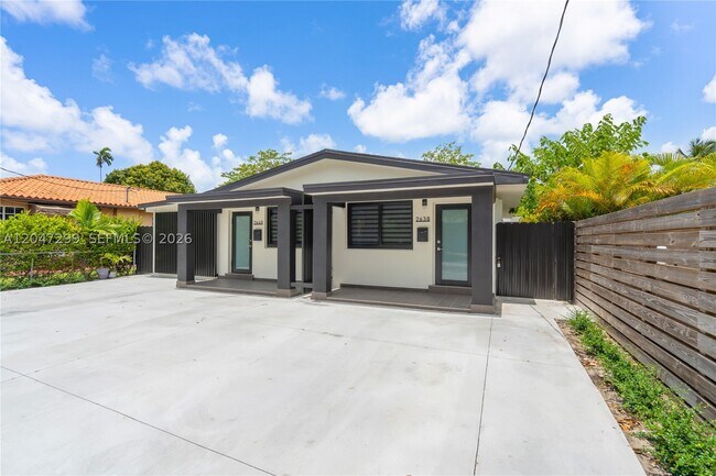 Foto del edificio - 2638 SW 30th Ct