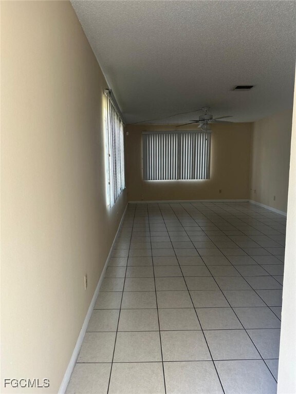Building Photo - 4824 Lucaya Dr