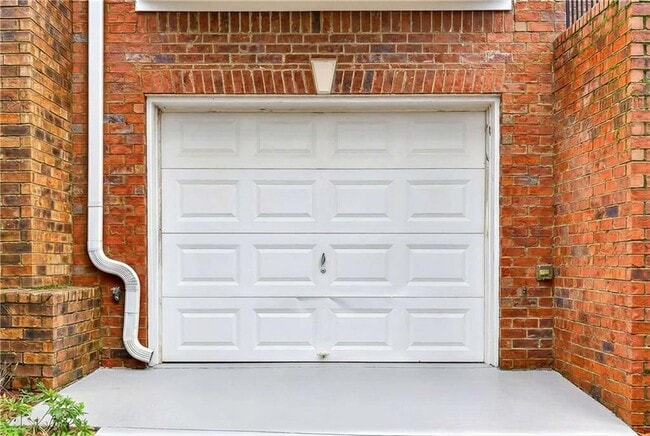 Building Photo - 438 Tioram Ln SE