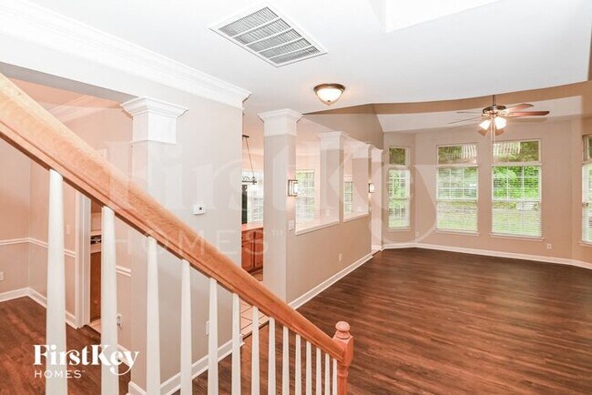 Foto del edificio - 5611 Branthurst Dr