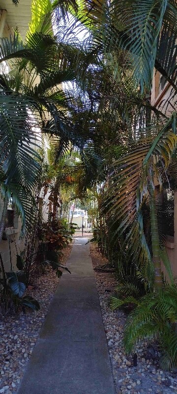 Foto del edificio - 10215 Manatee Ave W