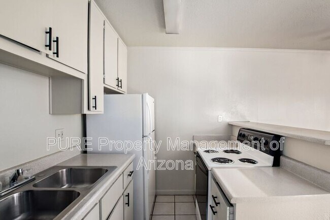 Foto del edificio - 810 E Colter St
