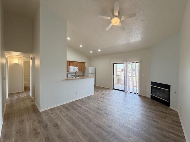 Foto del edificio - 1105 Meadowlark Way SE