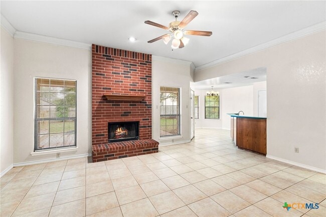 Building Photo - 1502 Oak Knoll Ln