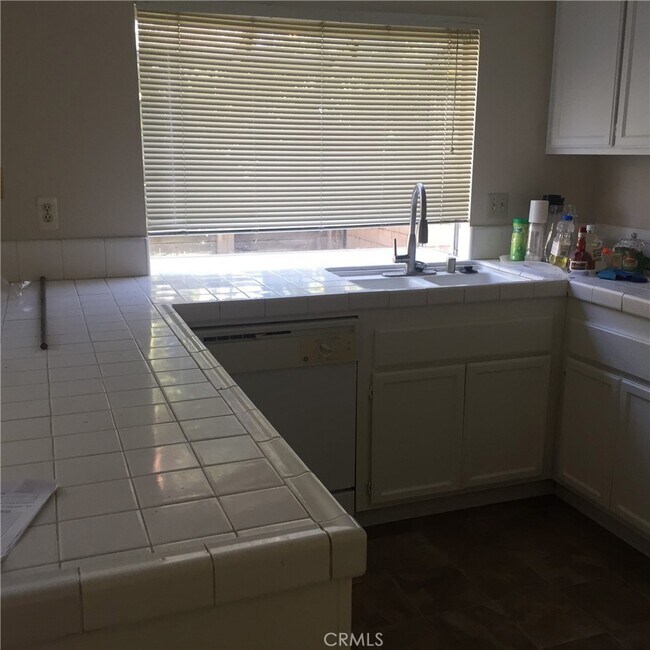 Foto del edificio - 7039 Arlington Pl