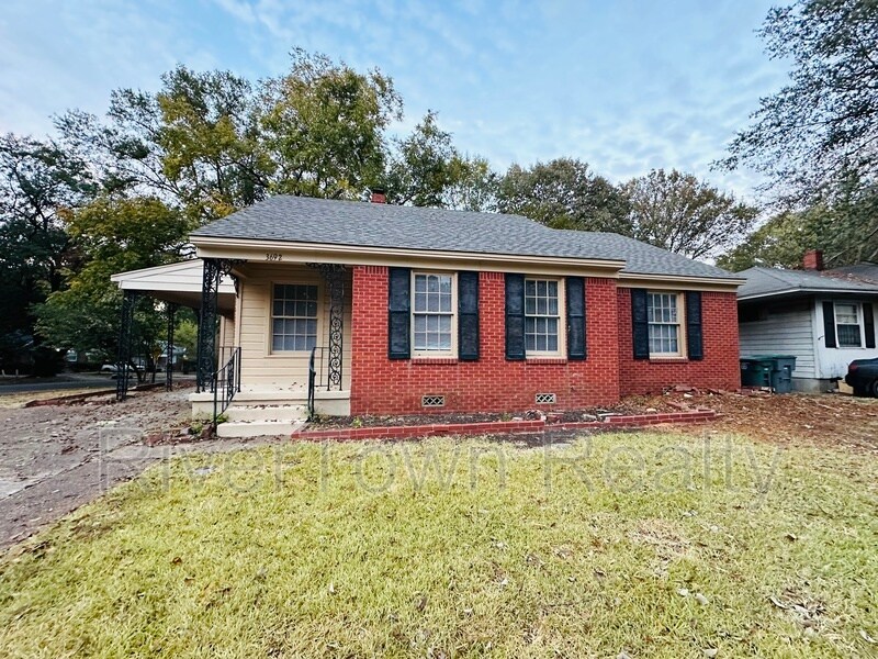 Primary Photo - 3692 Huntingdon Ln