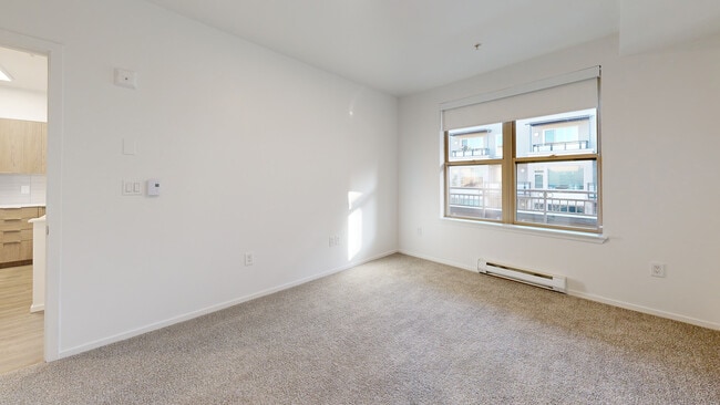 Interior Photo - Island Square