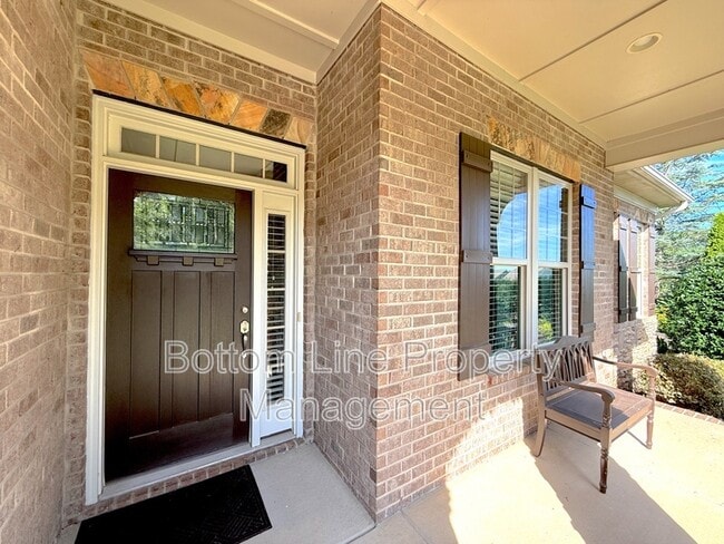 Building Photo - 9006 Blue Ridge Dr