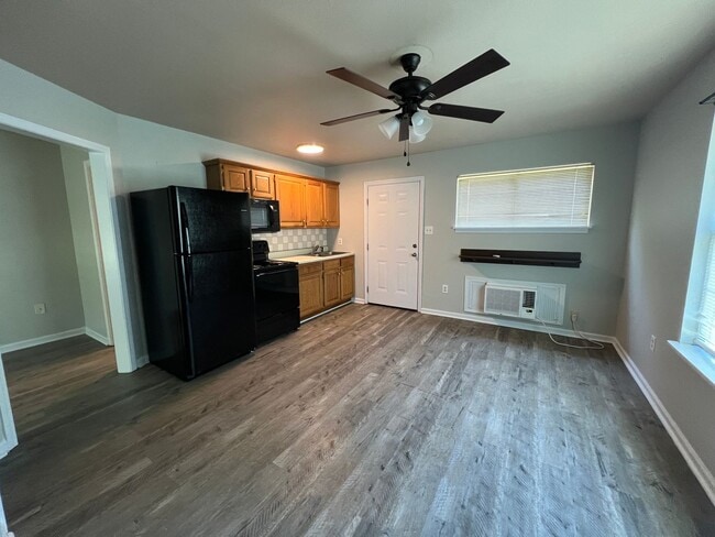 Building Photo - 1 Bed/1 Bath Trumann, AR!