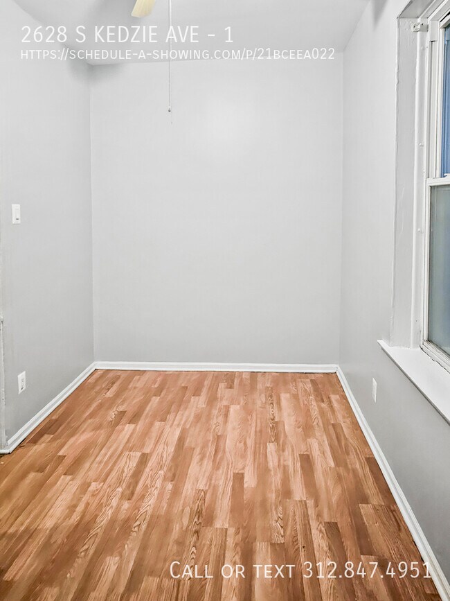 Foto del edificio - 2628 S Kedzie Ave
