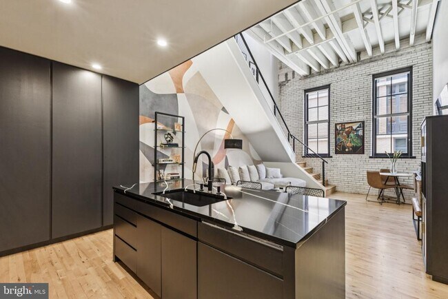 Building Photo - 437 New York Ave NW