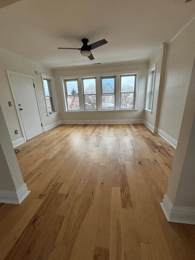 Building Photo - 5650 W 63rd Pl